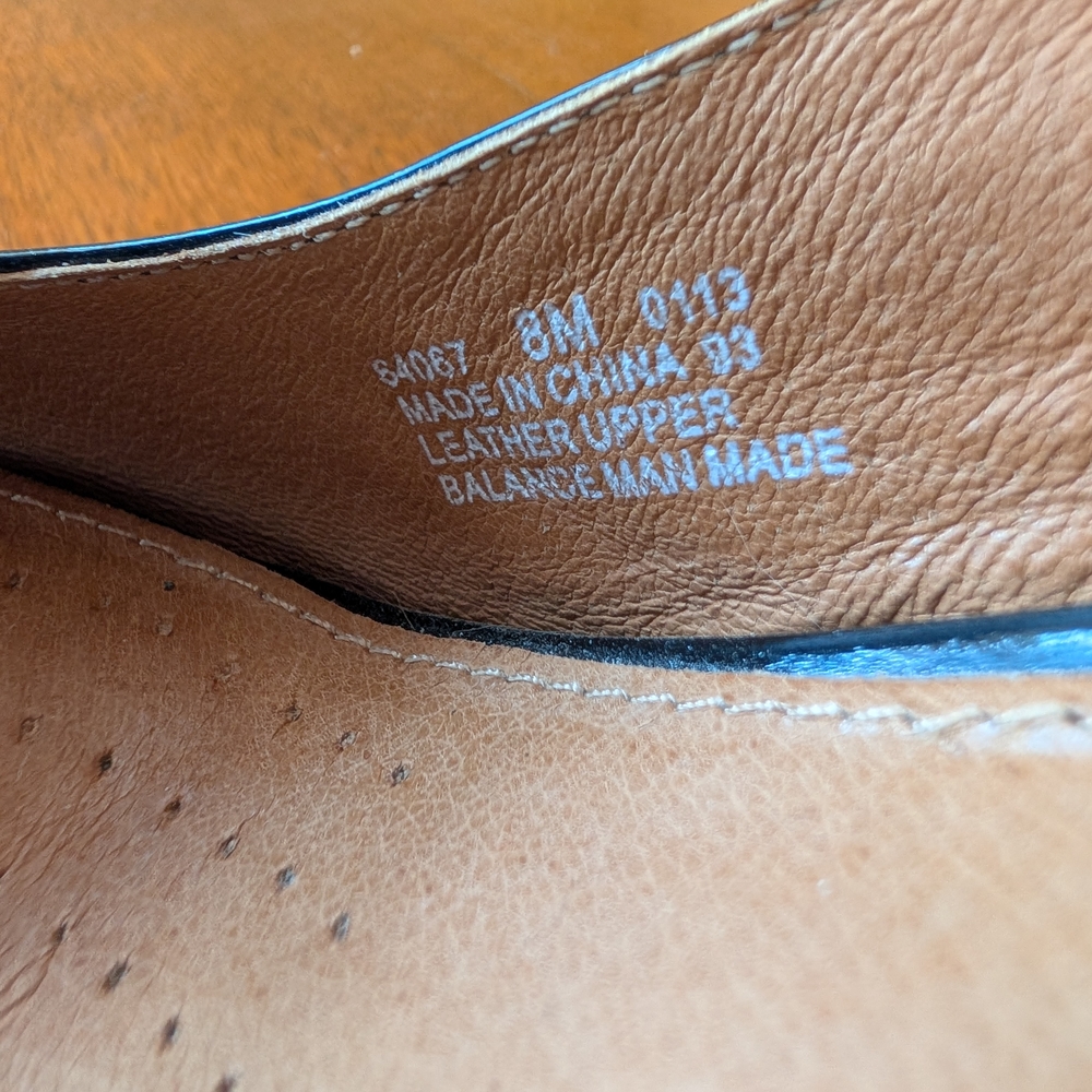 Clarks Artisan Black Patent Leather Peep-Toe Slingback Heels Sz 8M - Picture 9 of 10